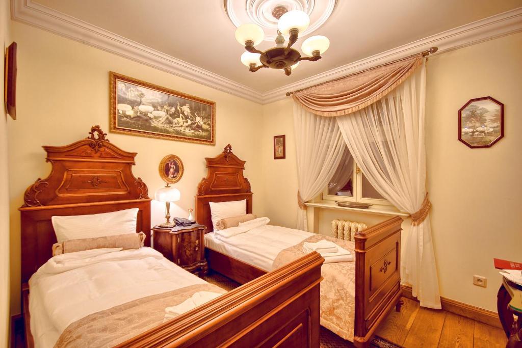 Palac Tlokinia 4* Kaliszki