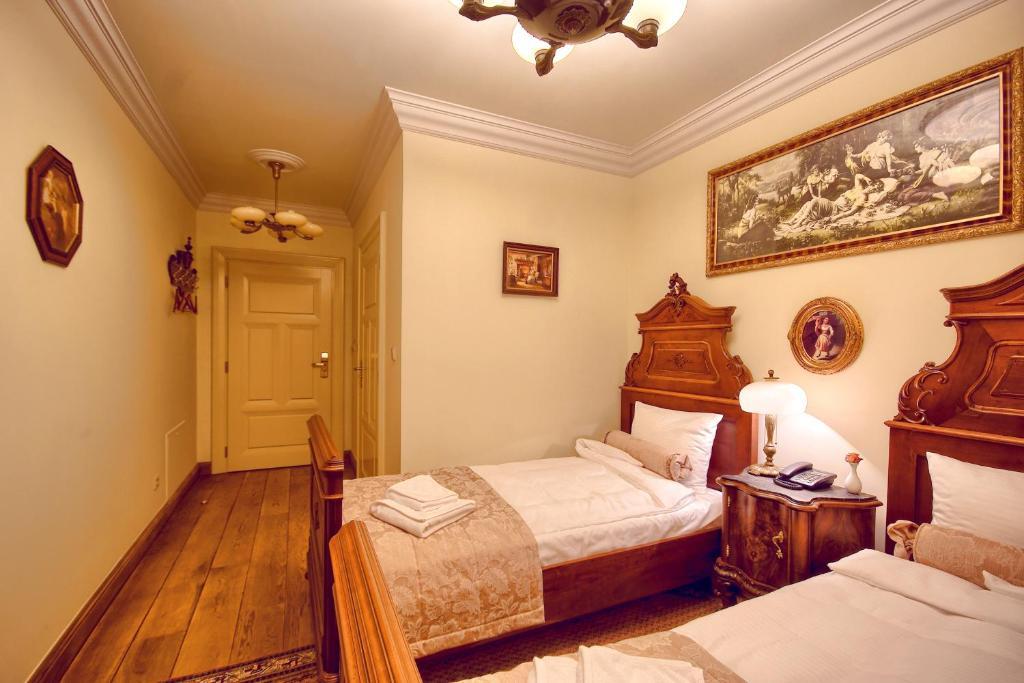 Palac Tlokinia Rezort Kaliszki